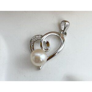 Heart Shaped Pearl Adorned Tiny Sterling Silver 925 Vintage Pendant | Charm